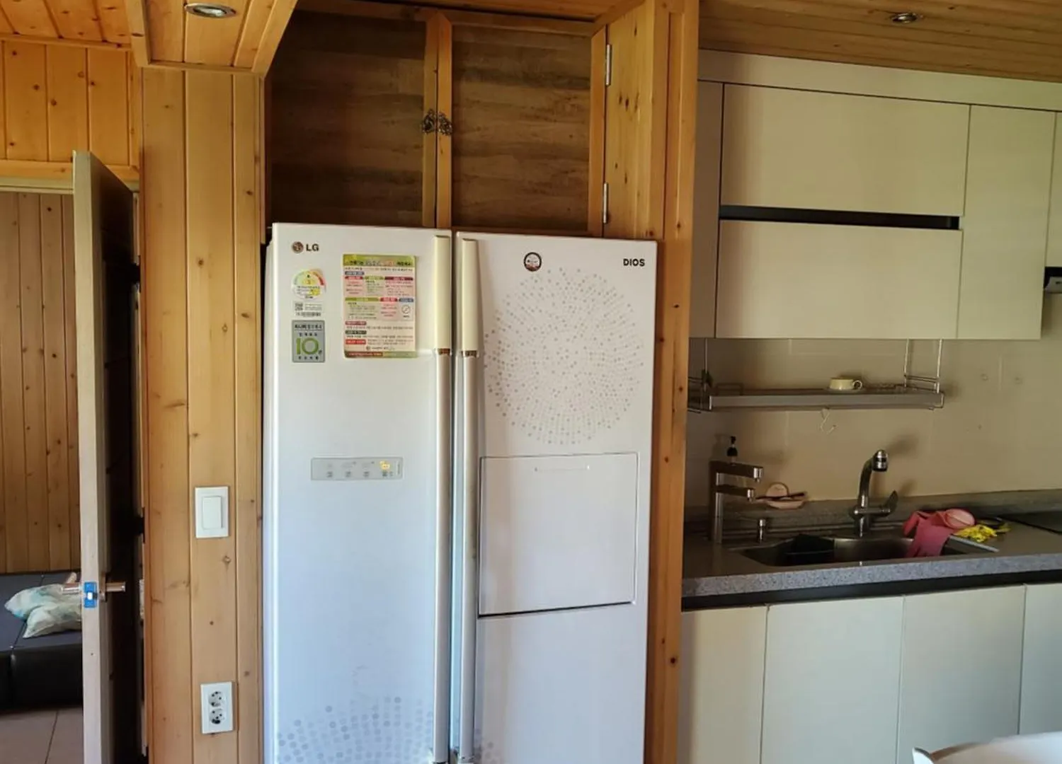 The Act Of Seeing The Sky Busan Gasthuis